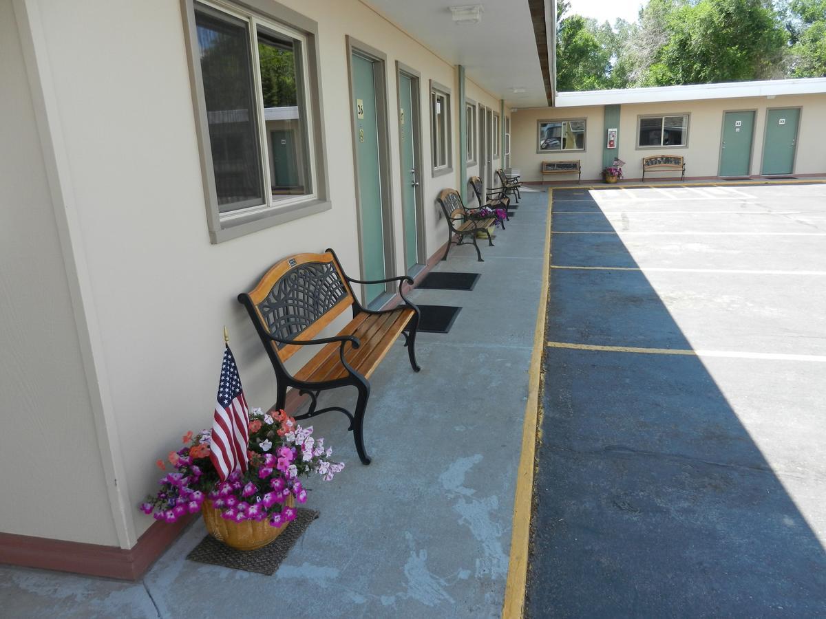 Paintbrush Motel Riverton Exterior photo